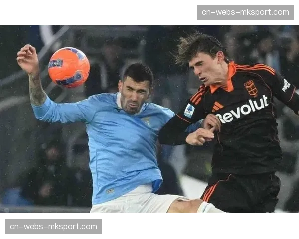 即时战报：莱斯特城球员恩迪迪因转换防守中战术犯规，两黄变一红被罚下场