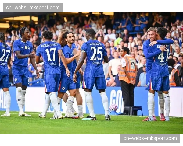 西汉姆联对阵水晶宫：伦敦德比保级关键战